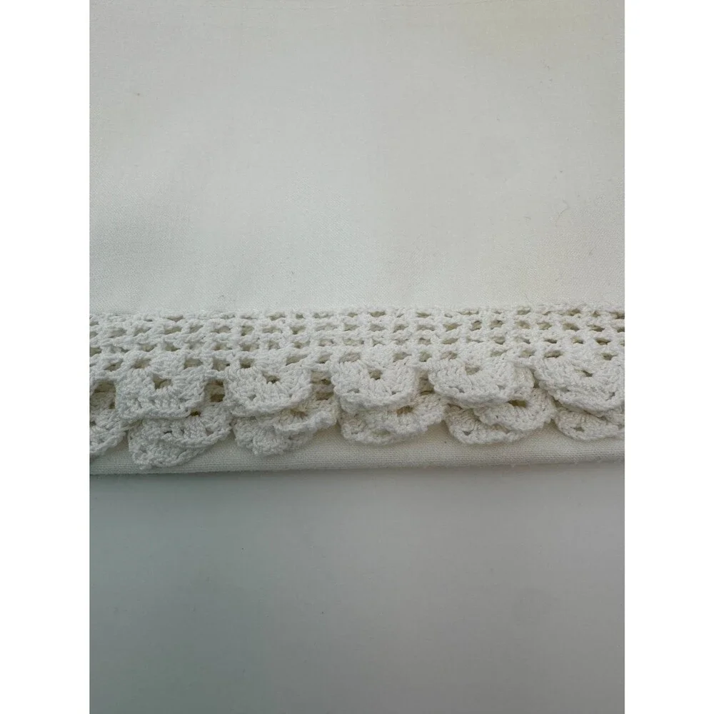 Vintage Off White Pillowcases Pair Crochet Lace Trim Standard Farmhouse Cottage
